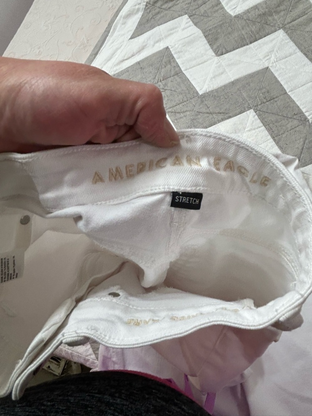 American Eagle Outfitters White High-Rise Jeans with Tan Leather Patch - Picture 13 of 16